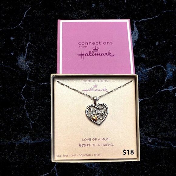 Connections From Hallmark Mom Heart Pendant Necklace New In Box - Picture 1 of 3